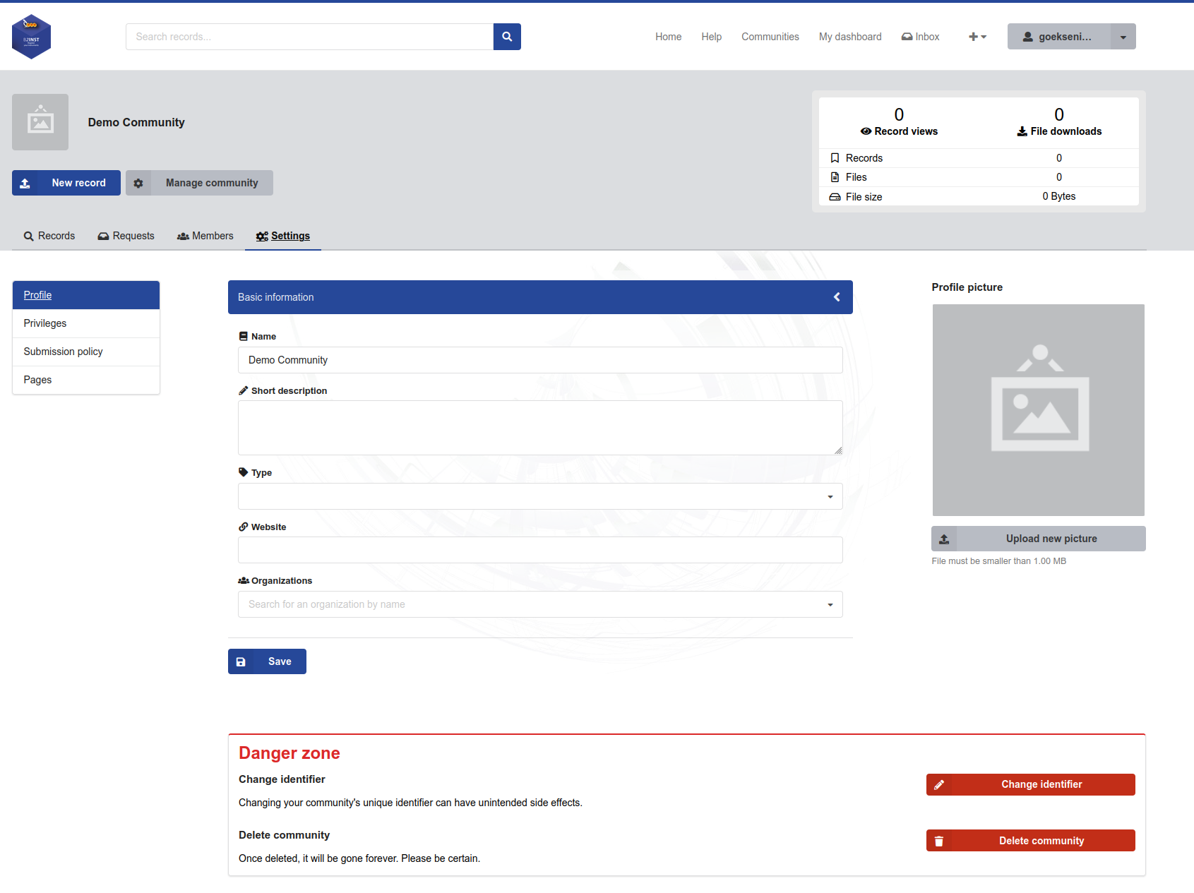B2INST community Profile settings with basic information and profile picture controls